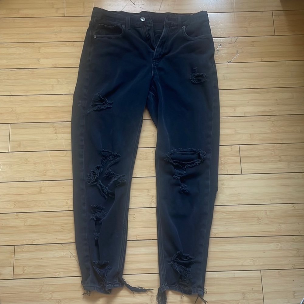 American eagle mom jeans